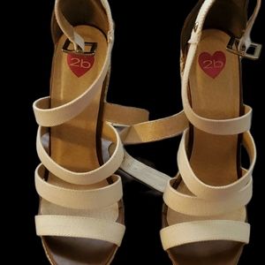 Bebe sandals